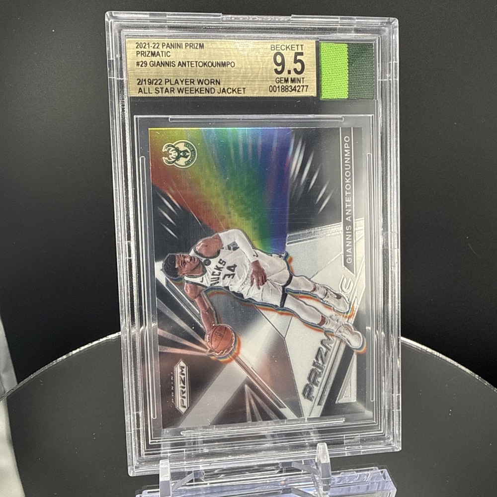 2021 Player Worn Jacket Giannis Antetokounmpo‎ #29 BGS 9.5 Gem Mint PRIZMATIC